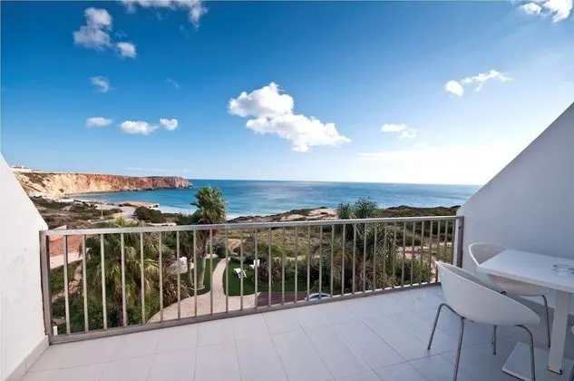 Tek Büyük Yataklı Oda, Balkon, Deniz Manzaralı