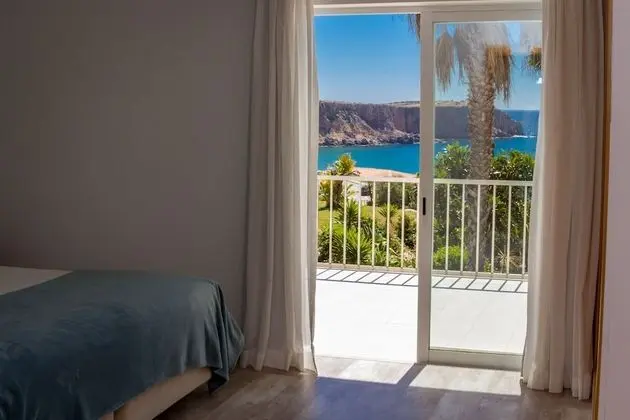 Tek Büyük Yataklı Oda, Balkon, Deniz Manzaralı