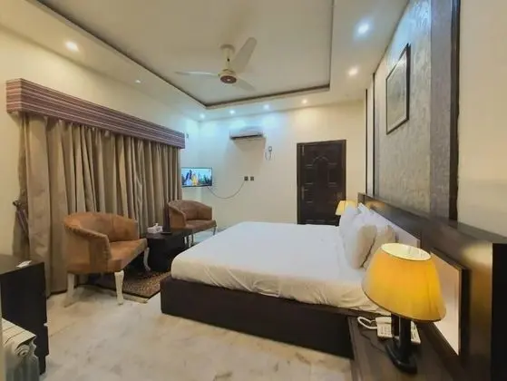 Executive Tek Büyük Yataklı Oda