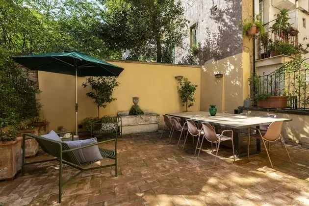 Apart Daire, Birden Çok Yatak Odası (21 people)