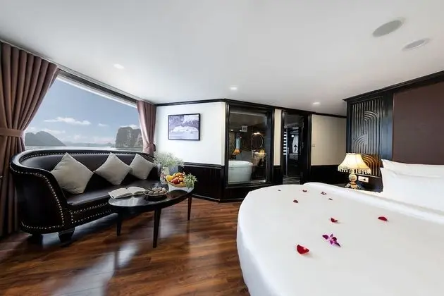 Luxury Oda, 1 En Büyük (King) Boy Yatak, Balkon, Koy Manzaralı