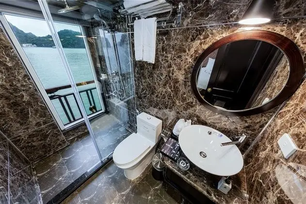 Luxury Oda, 1 En Büyük (King) Boy Yatak, Balkon, Koy Manzaralı