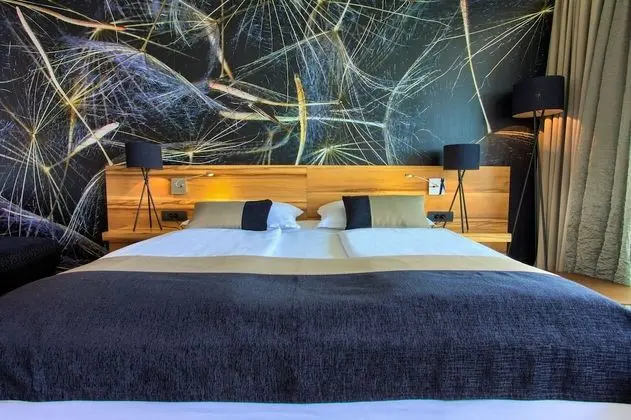 Deluxe double room with balcony and sea view (A2+1)