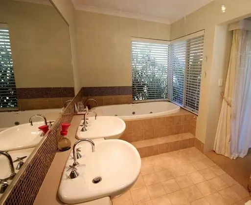 Luxury Oda, 1 En Büyük (King) Boy Yatak, Bahçe Manzaralı (Cowaramup)