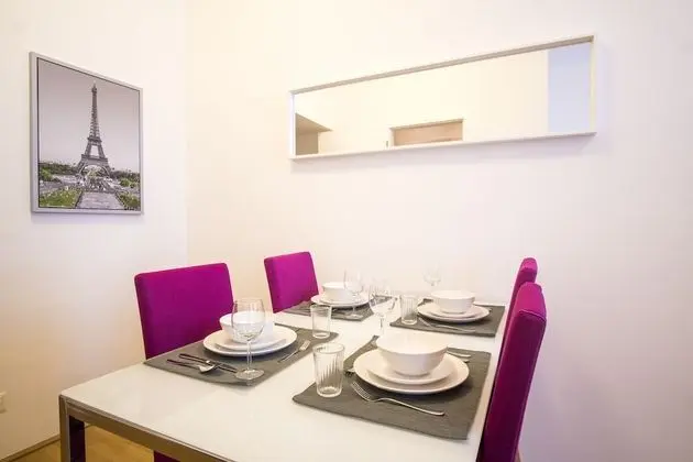 CHEERFUL APARTMENT next to Naschmarkt and Centre