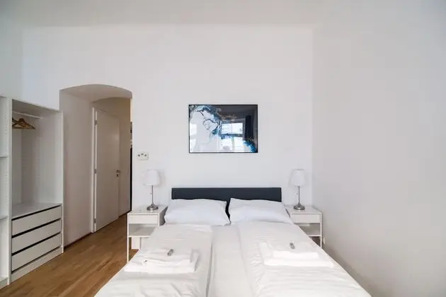 Gigantic City Apartment