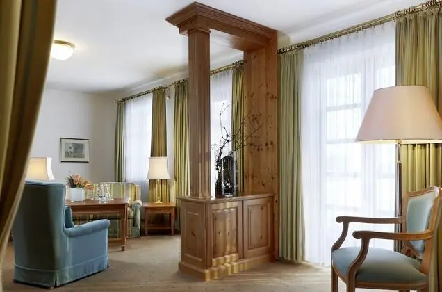 Tek Büyük Yataklı Oda, Bahçe Manzaralı