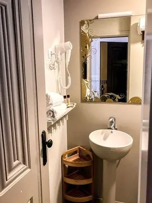 Tek Büyük Yataklı Oda, Şehir Manzaralı