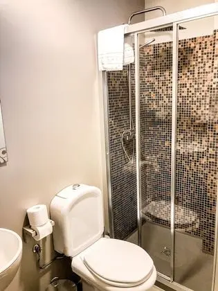 Tek Büyük Yataklı Oda, Şehir Manzaralı