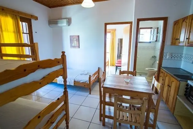 Stüdyo (Second floor)