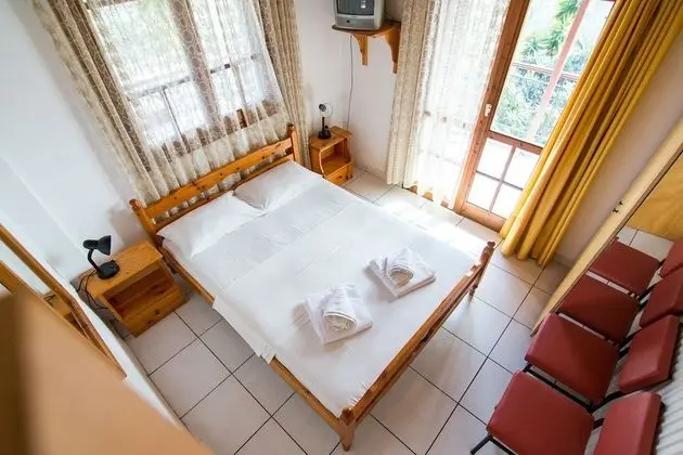 Stüdyo (Second floor)