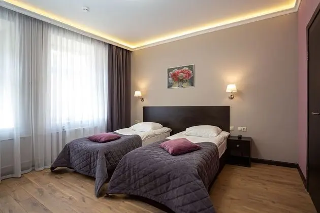 Comfort Tek Büyük veya İki Ayrı Yataklı Oda