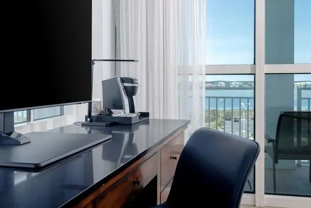 Executive Oda, 1 En Büyük (King) Boy Yatak, Balkon (Bay Front)