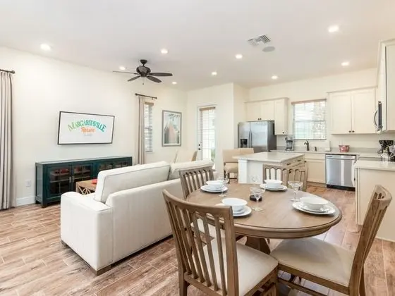 Kır Evi, 2 Yatak Odası, Sıcak Su Havuzu, Park Manzaralı