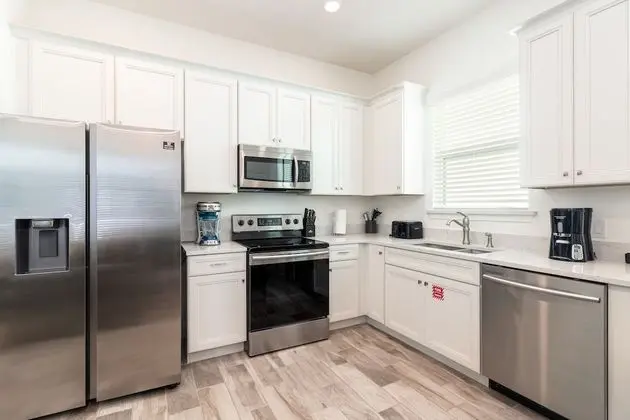 Kır Evi, 2 Yatak Odası, Sıcak Su Havuzu, Park Manzaralı