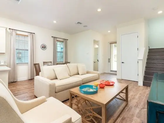 Kır Evi, 2 Yatak Odası, Sıcak Su Havuzu, Park Manzaralı