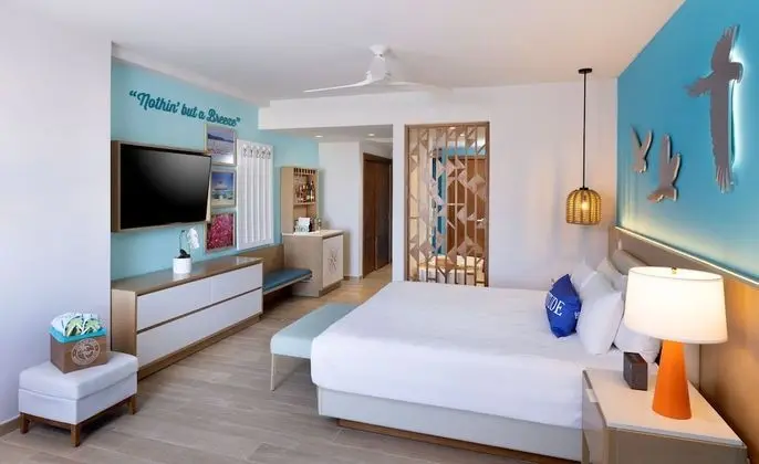 Süit, Denize Sıfır (Swim-up)