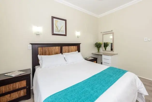 Three Bedroom Luxury Apartment with Spa