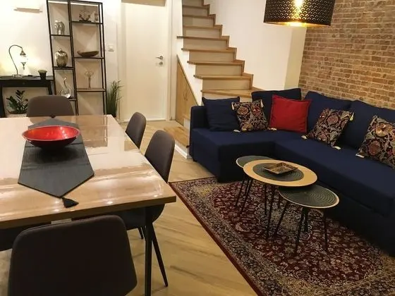 Residence Apartment 2