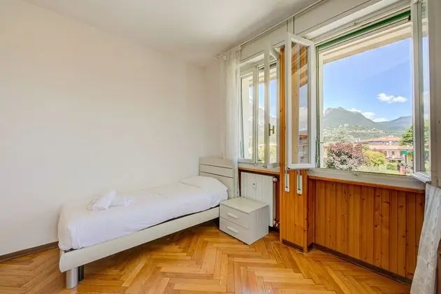 Standard Apart Daire, Birden Çok Yatak, 2 Banyolu, Bahçeli (Margherita at 200 mt from lake)