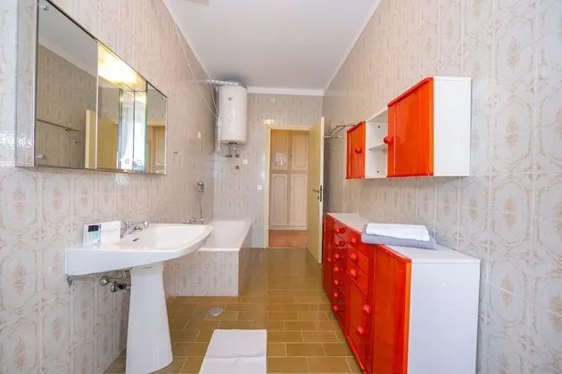 Standard Apart Daire, Birden Çok Yatak, 2 Banyolu, Bahçeli (Margherita at 200 mt from lake)