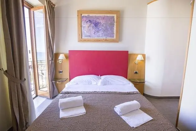 Tek Büyük Yataklı Oda, Deniz Manzaralı