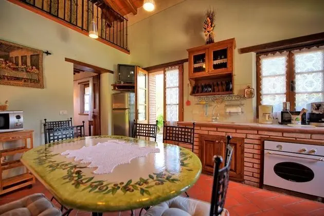 Ev, 3 Yatak Odası, Kişiye Özel Havuzlu