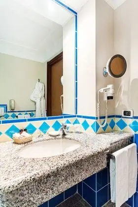 Classic Tek Büyük Yataklı Oda
