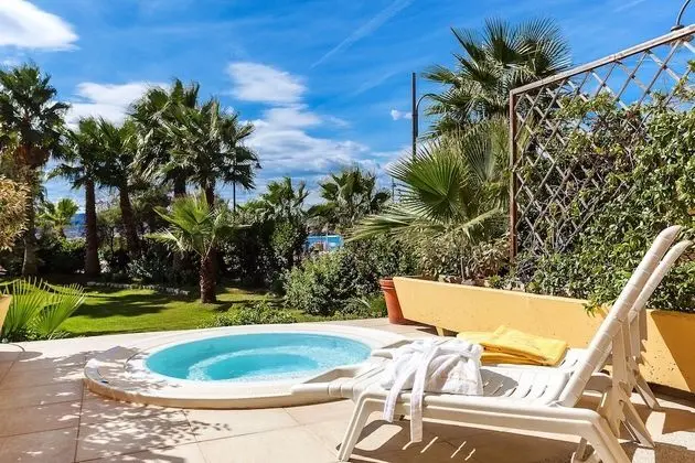 Executive Tek Büyük Yataklı Oda, Kişiye Özel Havuzlu