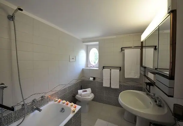 Honeymoon Apart Daire, Birden Çok Yatak, 2 Banyolu, Bahçeli (Villa Margherita Grande)