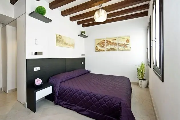 Classic Tek Büyük Yataklı Oda