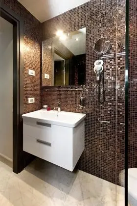 Classic Tek Büyük Yataklı Oda