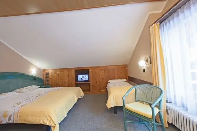 Family Dört Kişilik Oda, 1 Yatak Odası, Küvet