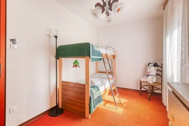 Apart Daire, 2 Yatak Odası (AURISINA 10/D PT)