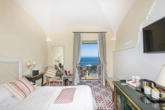 Deluxe Dört Kişilik Oda, Deniz Manzaralı