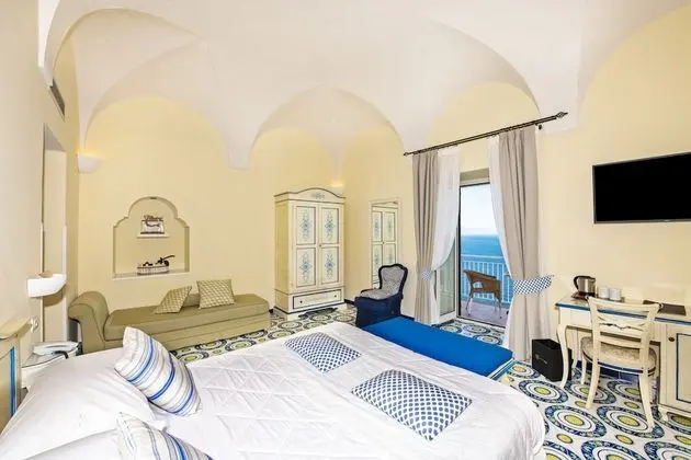 Deluxe Dört Kişilik Oda, Deniz Manzaralı