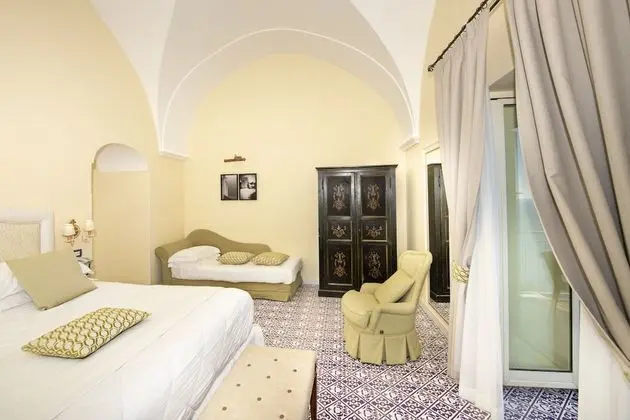 Deluxe Dört Kişilik Oda, Deniz Manzaralı
