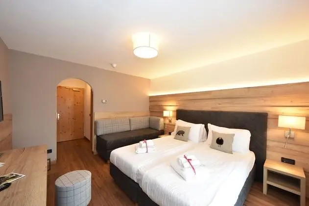 Superior Üç Kişilik Oda, Balkon, Dağ Manzaralı