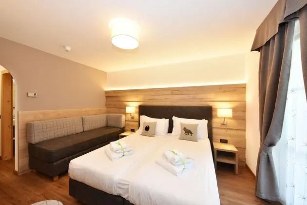 Superior Üç Kişilik Oda, Balkon, Dağ Manzaralı