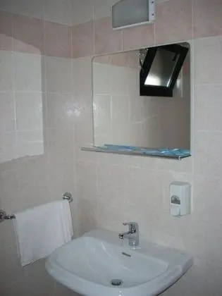 Üç Kişilik Oda, Balkon