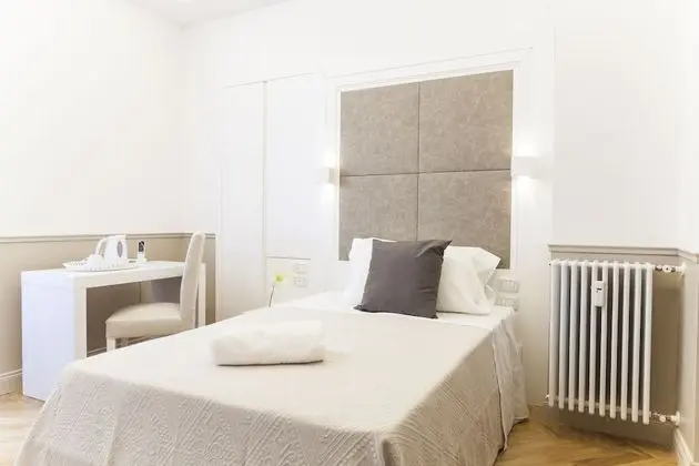 Basic Tek Büyük Yataklı Oda