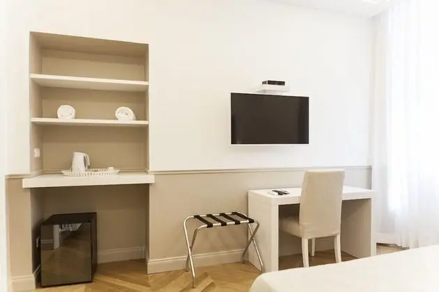 Comfort Tek Büyük Yataklı Oda