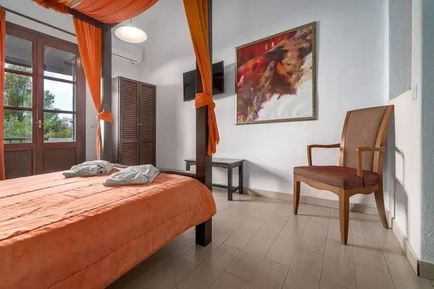 Stüdyo, Deniz Manzaralı