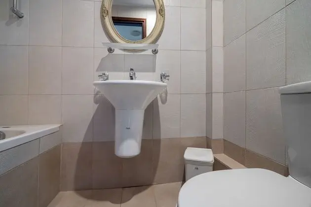 Üç Kişilik Oda, Kısmi Deniz Manzaralı