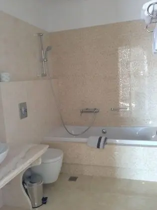 Deluxe Oda, Kısmi Deniz Manzaralı