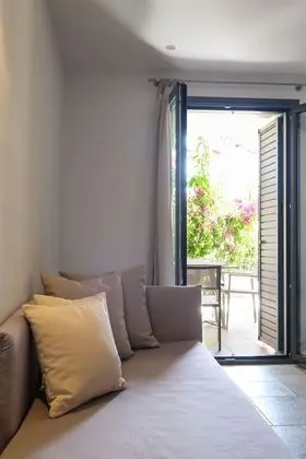 Tek Büyük Yataklı Oda, Bahçe Manzaralı
