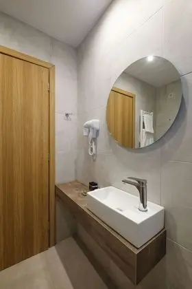 Tek Büyük Yataklı Oda, Bahçe Manzaralı