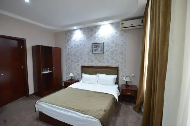 1 Çift Kişilik Veya 2 Tek Kişilik Yatak Standard