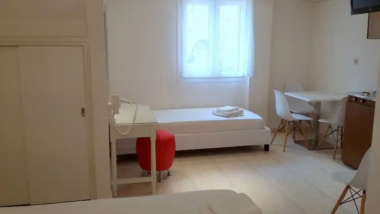 Stüdyo (for 4)