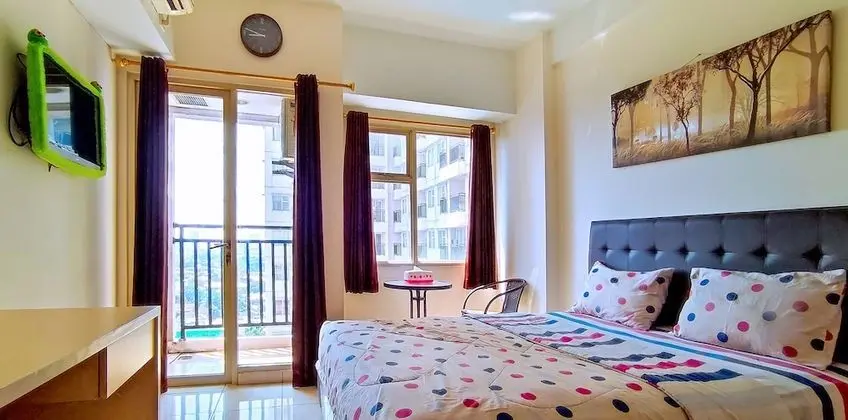 Transit room max 4 hours